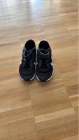 Nike Kinderschuhe schwarz weiss akzeptabler Zustand