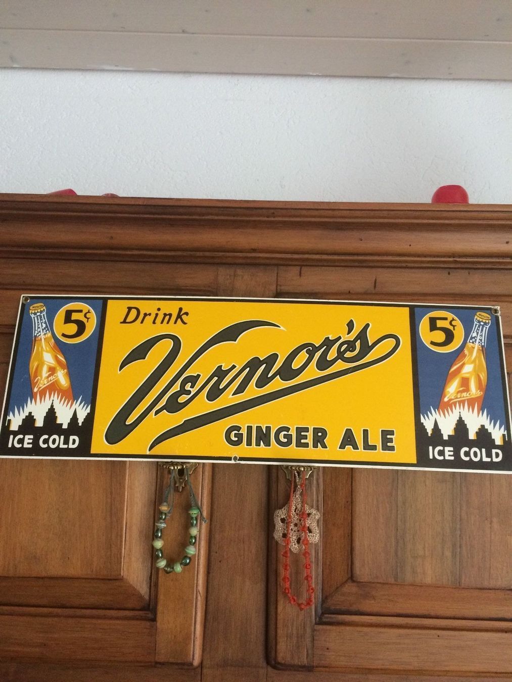 Insegne: EIN EMAILLE-SCHILD/GINGER-ALE..ICE /GLÄNZEND/GEBRAUCHT – Usato da EMMETTEN venduto da pfi_cbg5 4