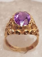 Glamouröser Amethystring  in 750 Gold