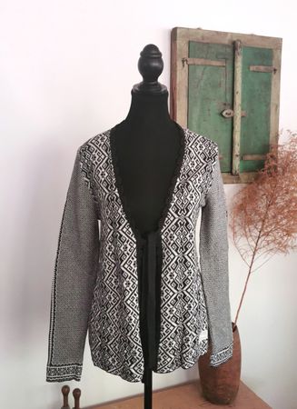 Odd Molly sehr schöne Strickjacke Gr. S
