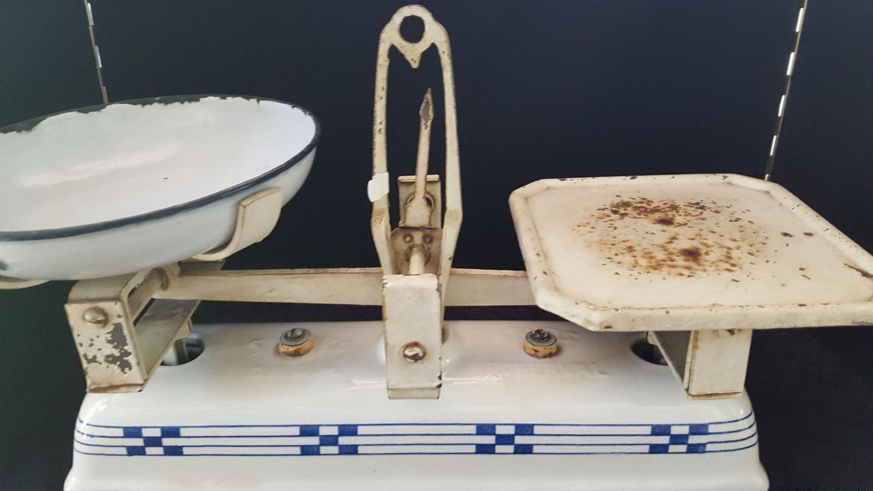 Krups Waagen und Gewichte: antike Waage Krups – Gebraucht aus Reinach von 3Guggerli 3
