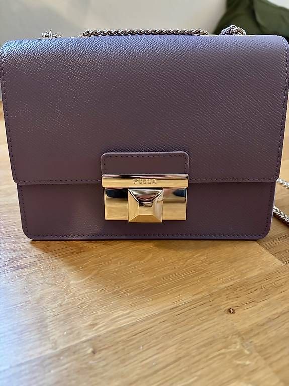Borse da donna: Furla Tasche – Usato da Bern venduto da Valaeria