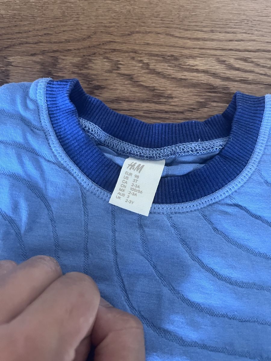 H&M Kleiderpakete: H&M Trainer Set Gr. 98 – Gebraucht aus Zollikerberg von LLV 1