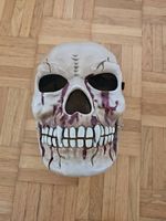 Gruselige Vampir Schädelmaske