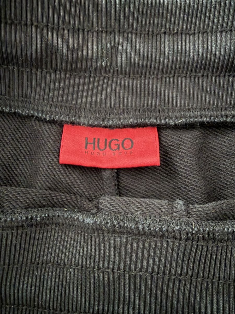 Hugo Boss Hosen: Hugo Boss Jogginghose, Gr. M, Schwarz – Gebraucht aus Frauenfeld von Reto89 3
