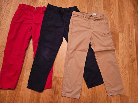 3 Stoffhosen 116