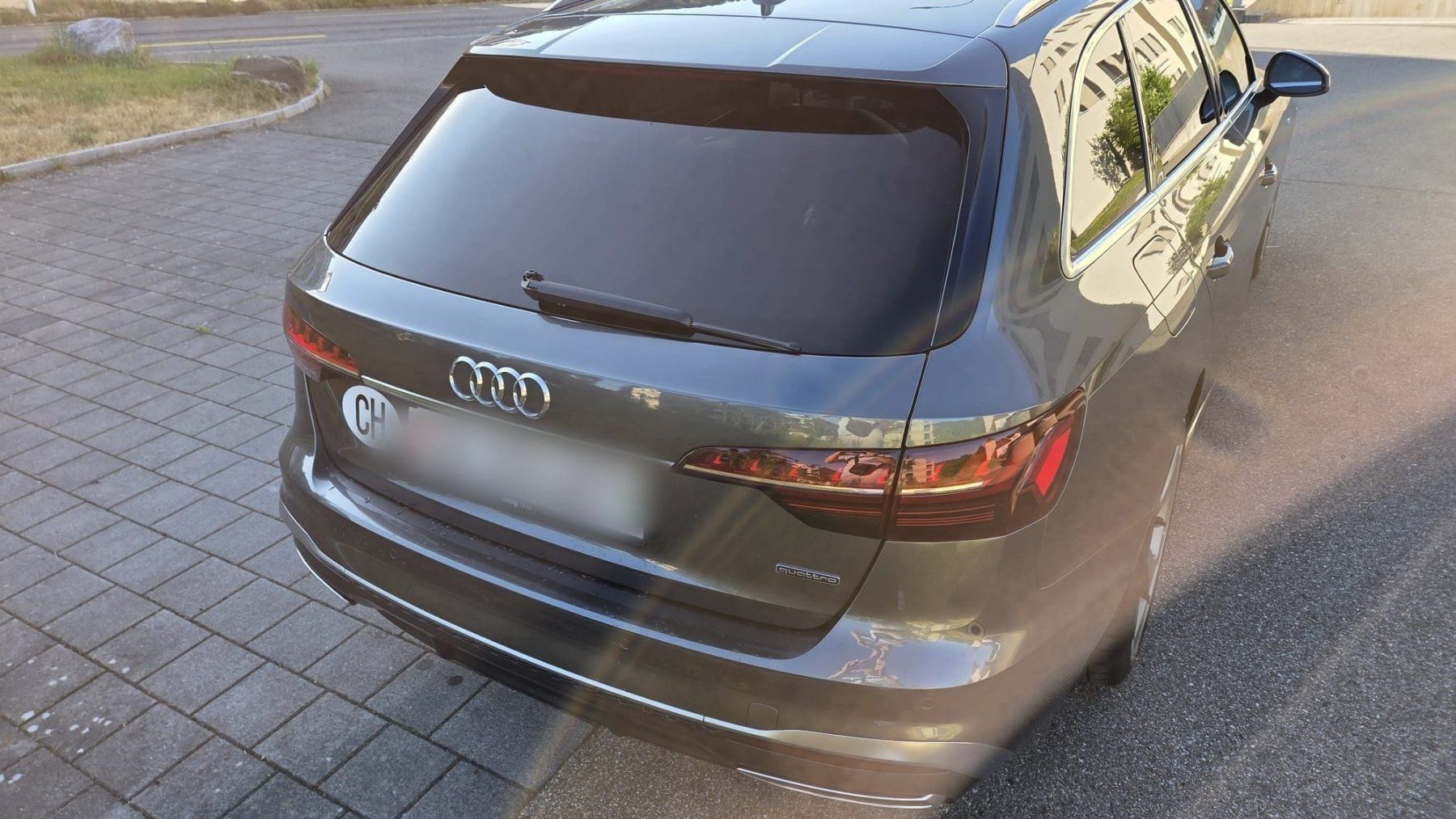 Audi Autos: AUDI A4 AV 40 TDI qu. – Gebraucht aus Aettenschwil von bteam 2