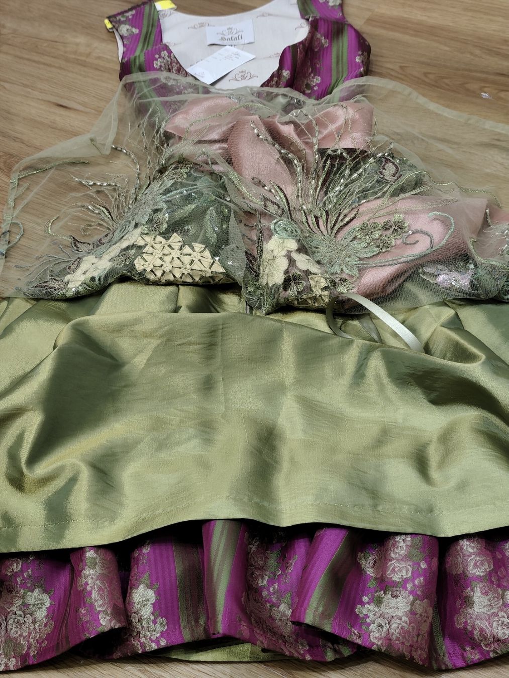 Vestiti: Astrid Söll-Dirndl in Gr. 34 - NEU – Nuovo e nell'imballaggio originale da Dussnang venduto da Rosenfee50 1