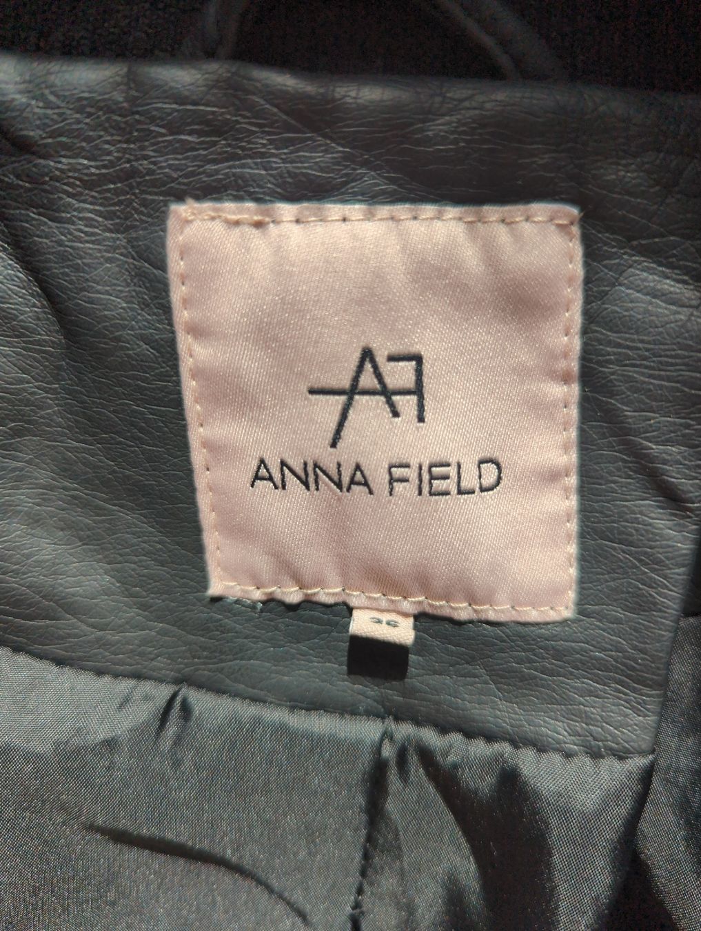 Anna Field Giacche: Kunstlederjacke schwarz - Grösse S/36 Anna Field – Usato da Winterthur venduto da Glauriane 1