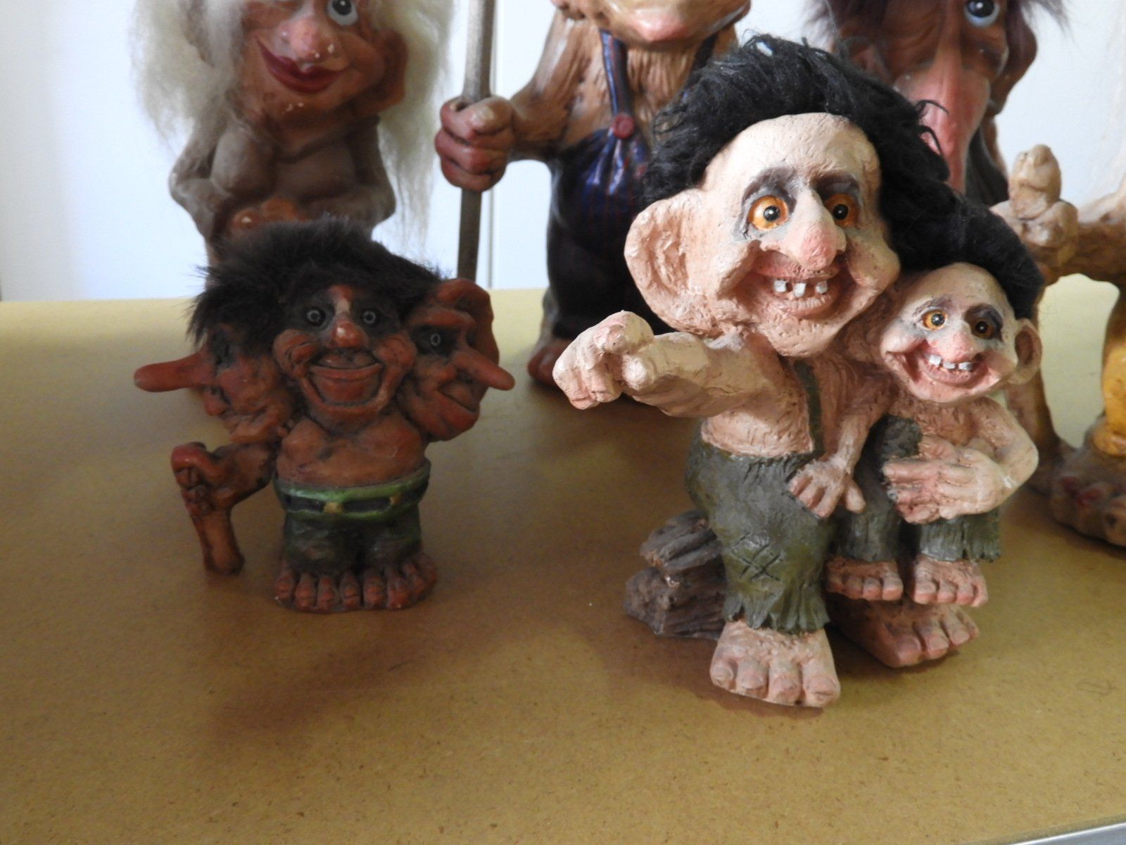 Statuette: TROLL'S 6  KOPIERTE NY FORM KERAMIK TROLL'S – Usato da Ettingen venduto da troll-mutter 3