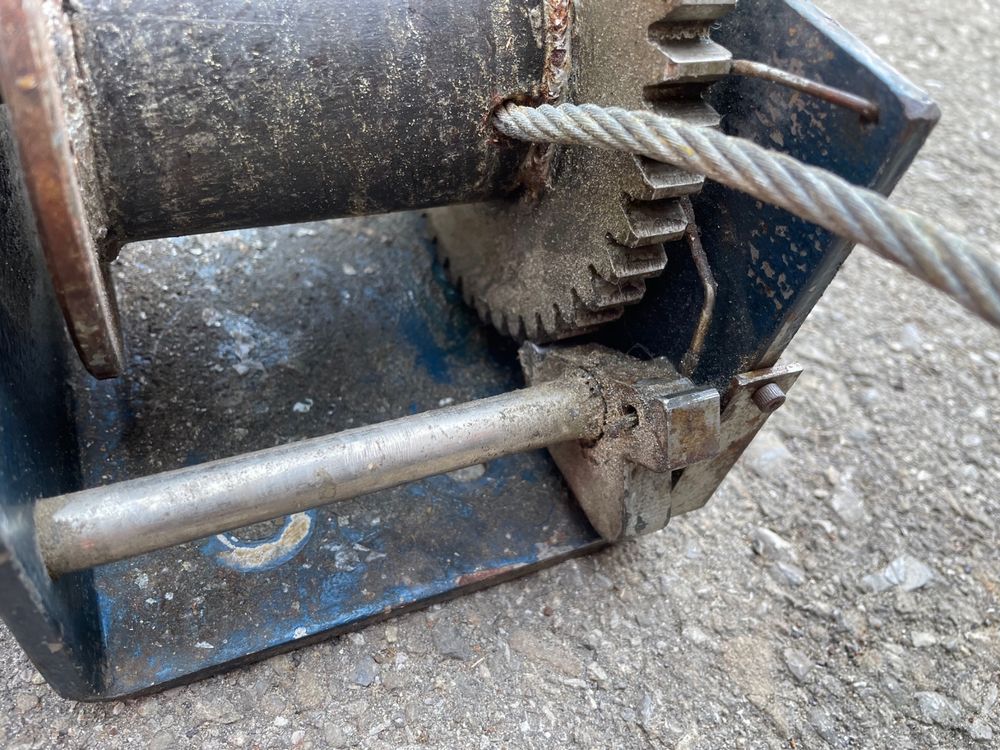 Produktbild von KATSU Tools Handseilwinde 270 Kg (600 Lbs) Mit 10 M Stahlkabel – Für PKW, Boot, ATV