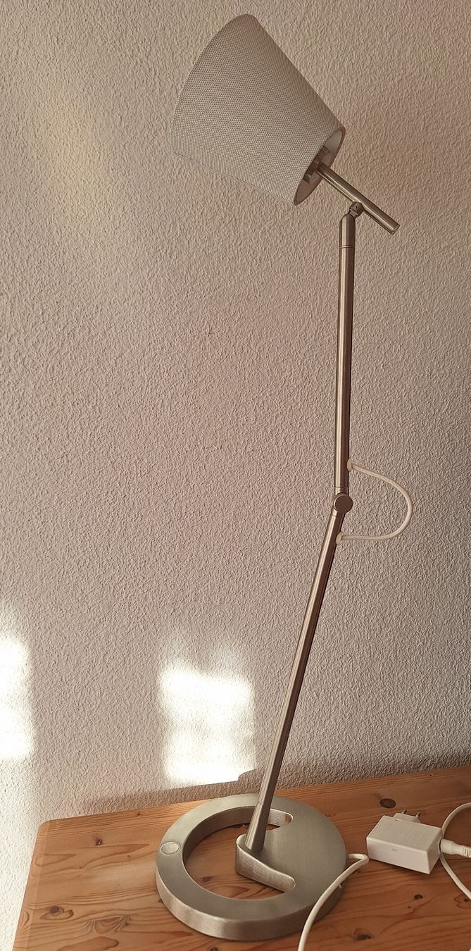 Ikea Lampade: Stylische Lampe, verstellbar. – Usato da Bassersdorf venduto da Makeje58 4