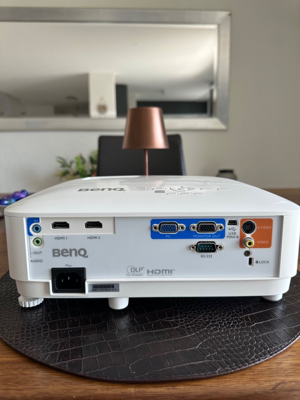 BenQ Videoprojektoren: BenQ MW550 WXGA Beamer - Projektor – Gebraucht aus Muri AG von Mn 3