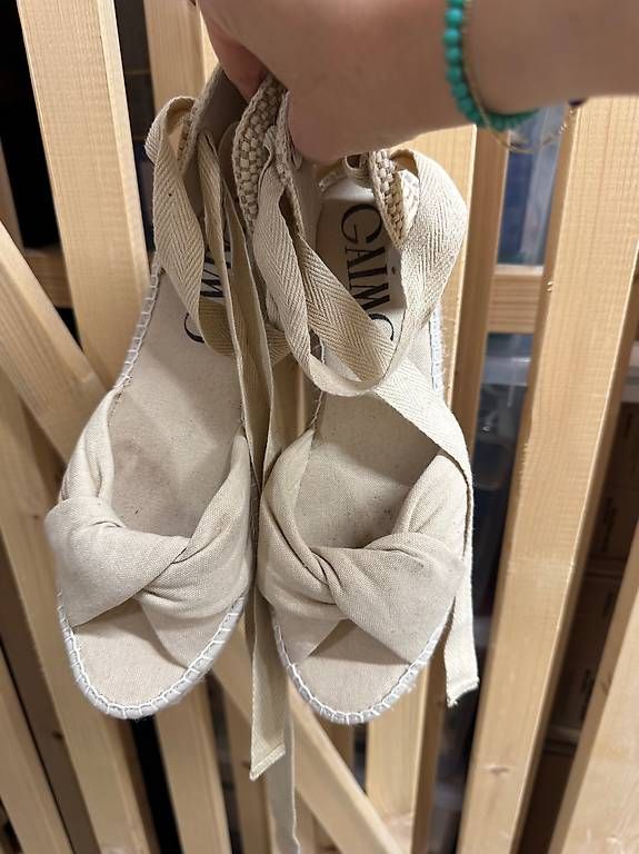 Scarpe da donna: Espadrilles zum Schnüren Gr 39 – Usato da Zürich venduto da _nushy