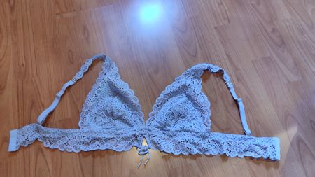 Spitze Bralette BH in zartem Blau, Grösse M, Etam, NEU