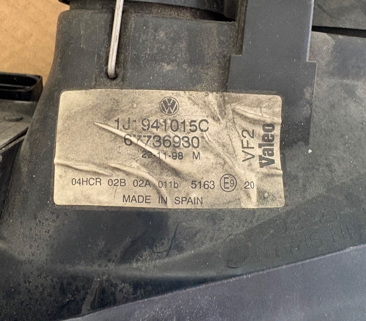 VW Fari: Scheinwerfer VW Golf 4 – Usato da Schangnau venduto da Ciao44 2