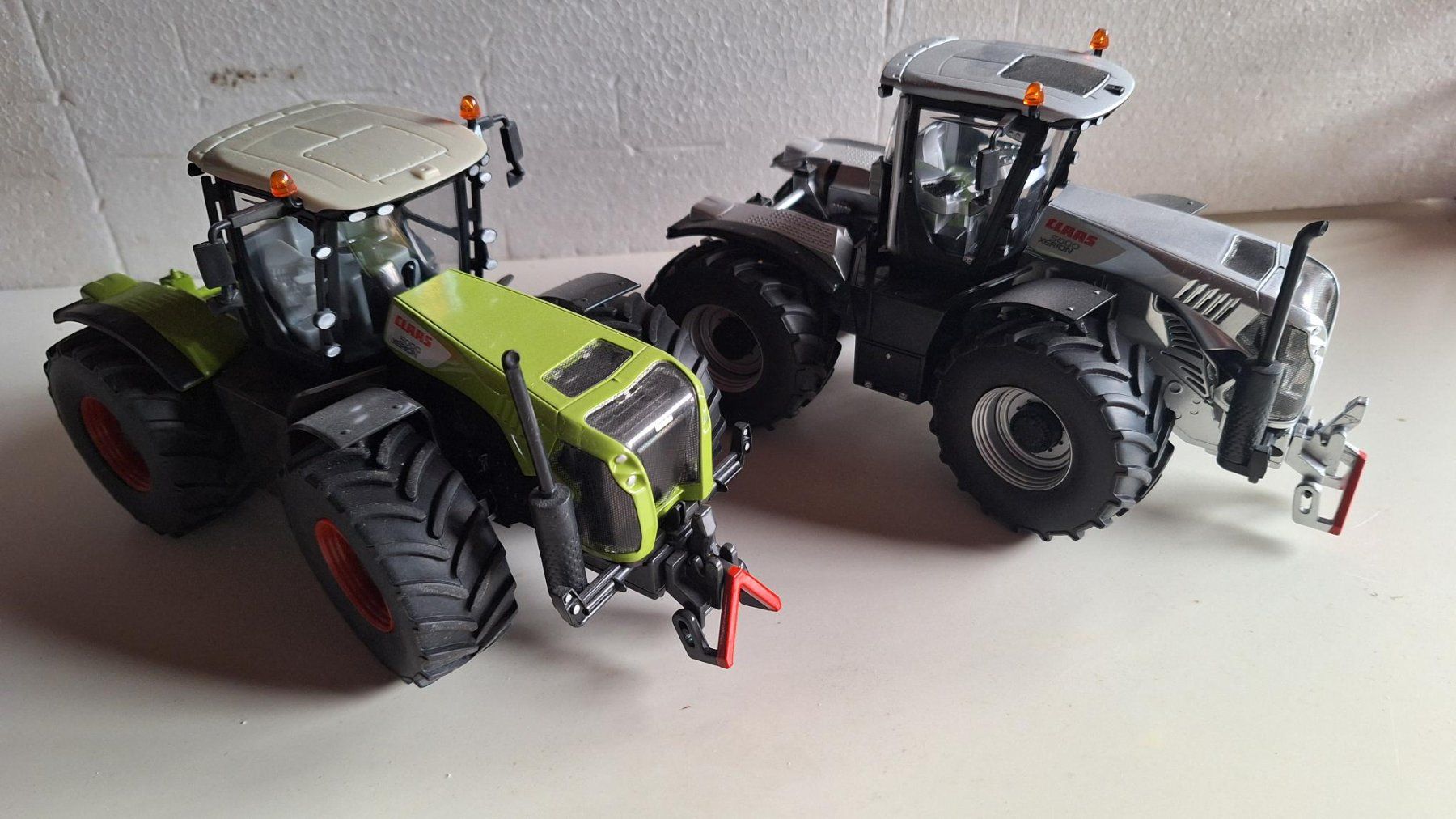Claas Trattori: Traktor – Nuovo (secondo la descrizione) da Birrhard venduto da Schrot70