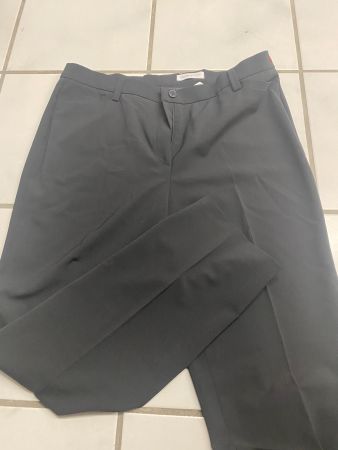 Neue Gardeur Hose schwarz, 43% Schurwolle Gr. 46, klassisch