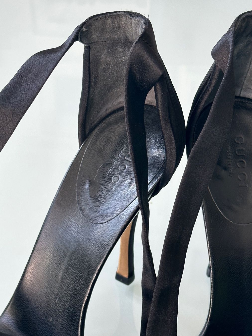 Gucci Scarpe da donna: Gucci Pumps - silk 38 – Usato da Zufikon venduto da Modestil365 5