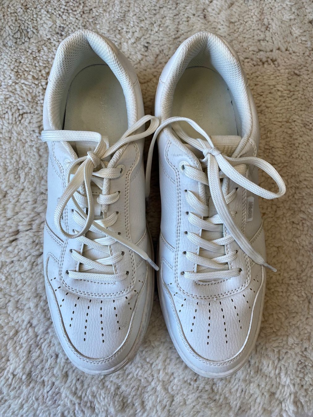 Esprit Scarpe da donna: Esprit Damensneaker weiss 41 – Usato da Winkel venduto da katharinafb 1