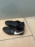 Nike Tiempo Nockenschuhe