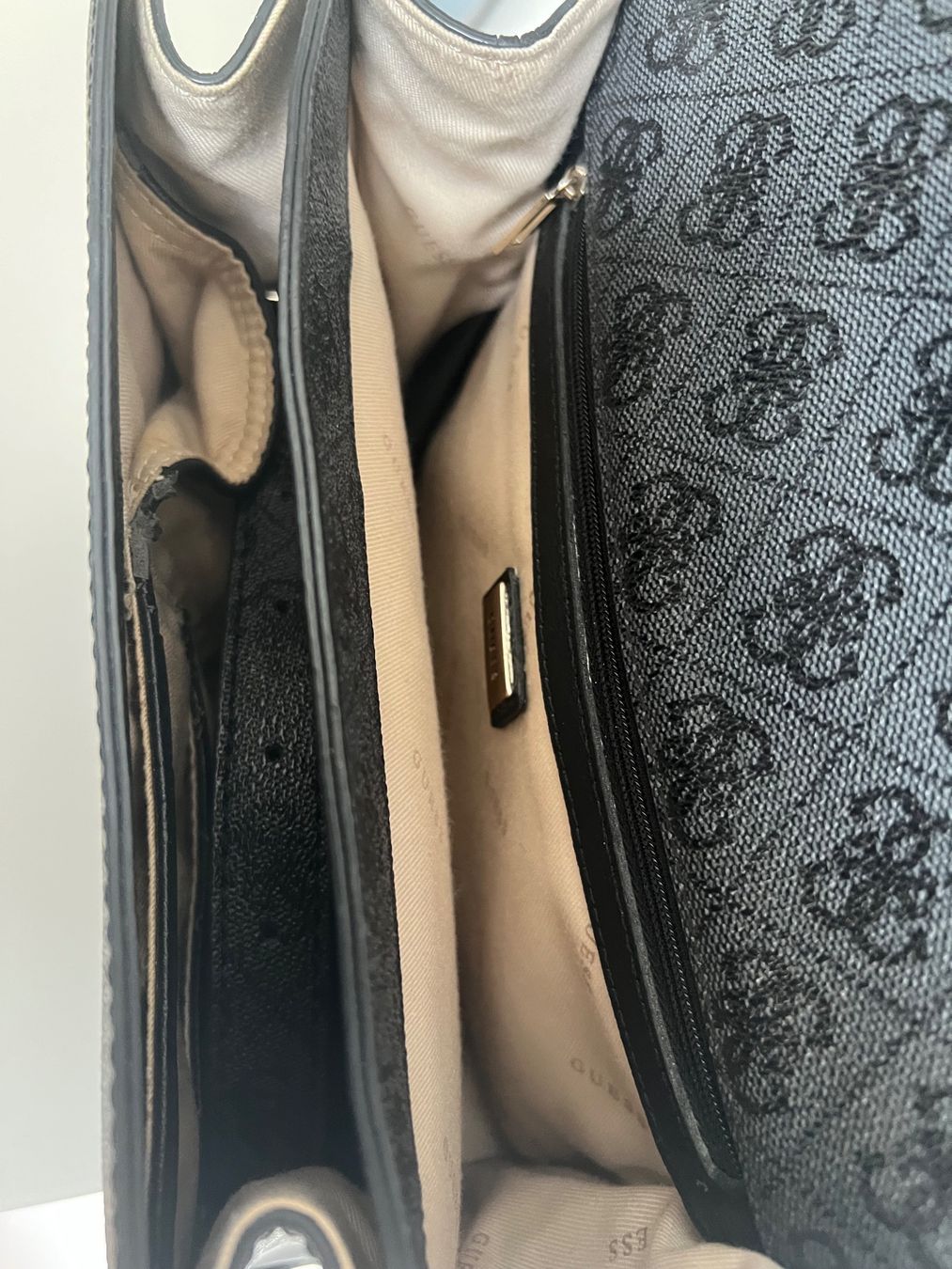 Guess Taschen für Damen: Guess Tasche – Gebraucht aus Schaffhausen von mary.d 2