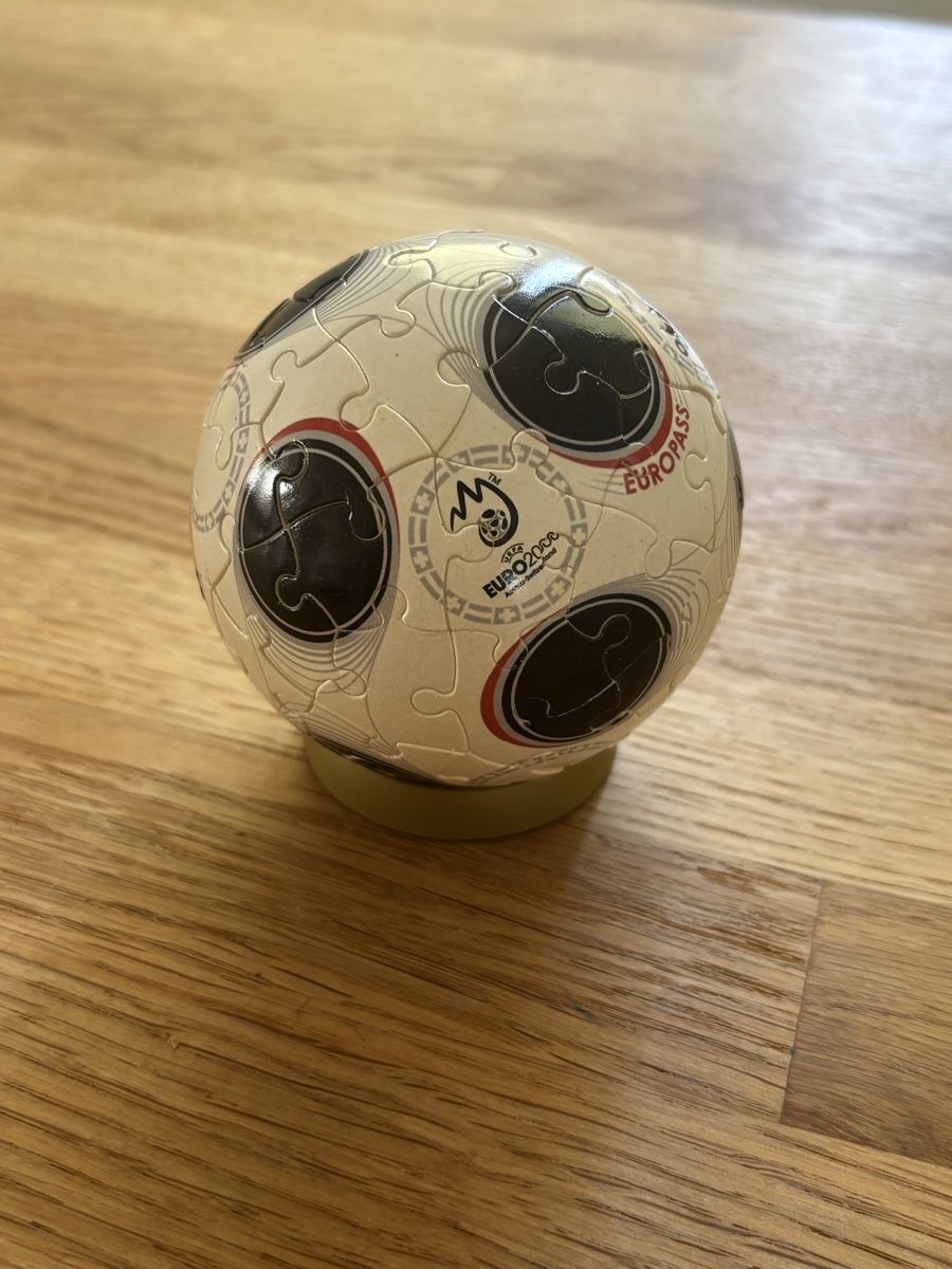 Ravensburger Puzzle: 3D Puzzle Ball Euro 2008 – Usato da Würenlos venduto da Ashley24 5
