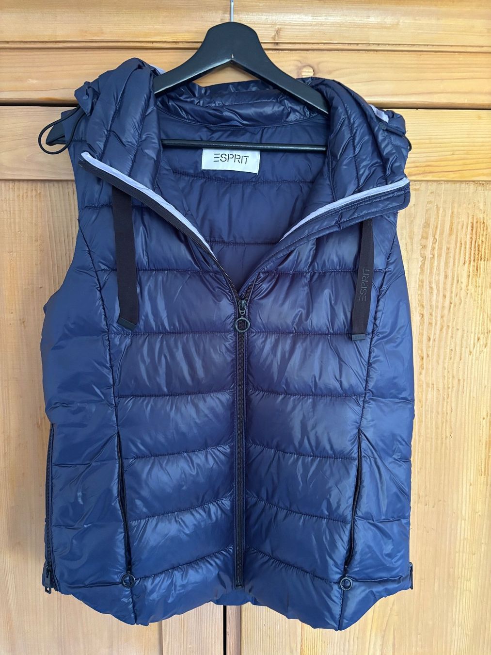 Esprit Jacken: Daunenjacke ESPRIT – Gebraucht aus Sutz von ber_nwq9