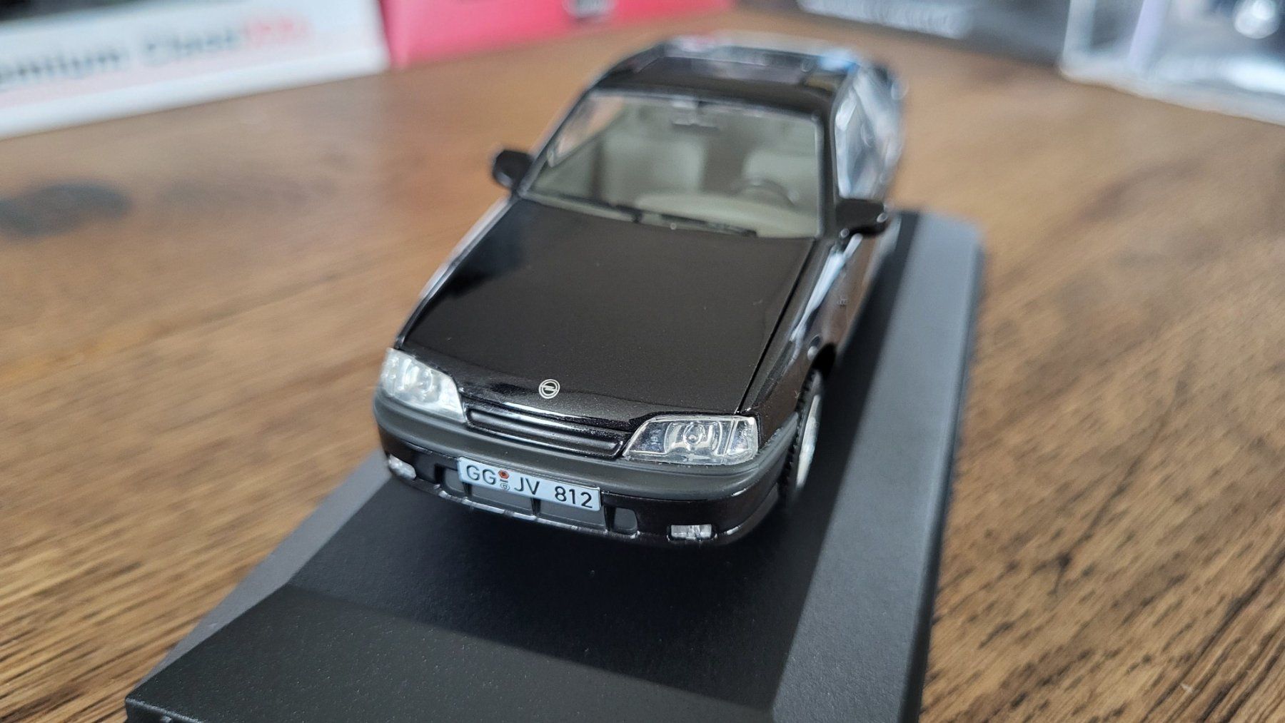 Corgi Toys Modellini d'auto: Opel Omega 3000 1:43 Corgi – Usato da Rothrist venduto da Juana5 1