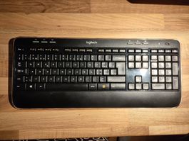 Logitech K520 Wireless Keyboard