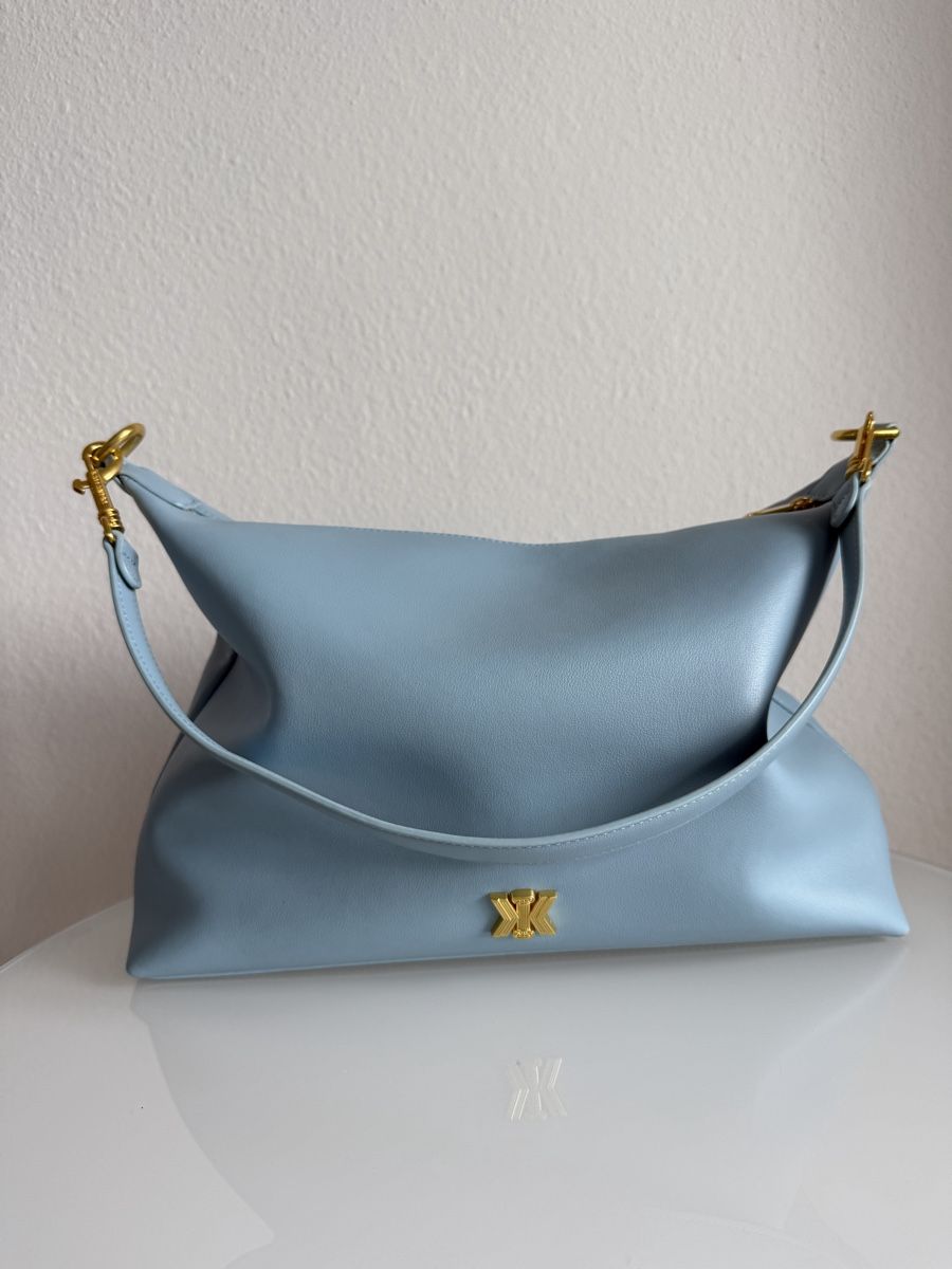 Sandro Borse da donna: Sac en cuir bleu de CASSANDRE PARIS – Usato da Cressier FR venduto da Kvito4ka