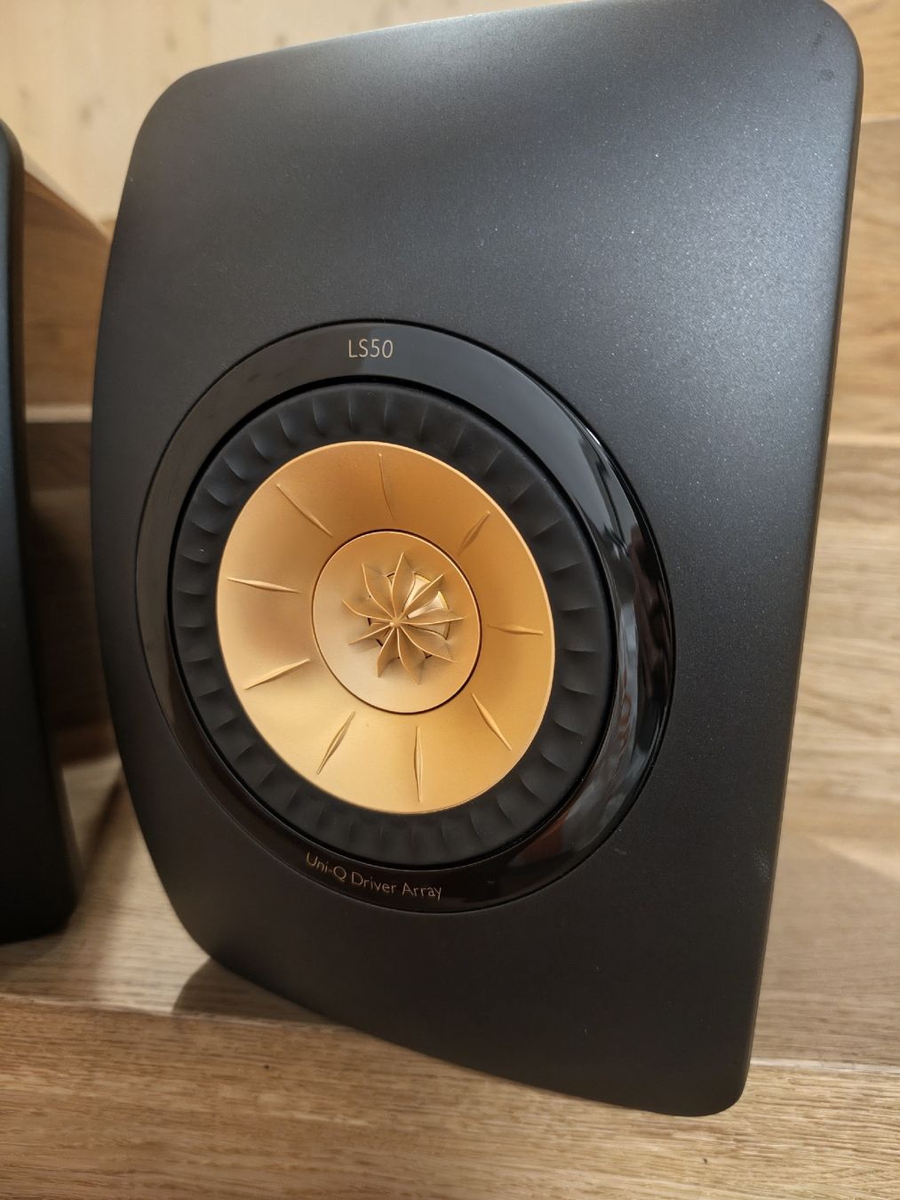 Kef Casse acustiche: KEF LS50 Classic (Schwarz) – Usato da Gais venduto da mhedi07 2