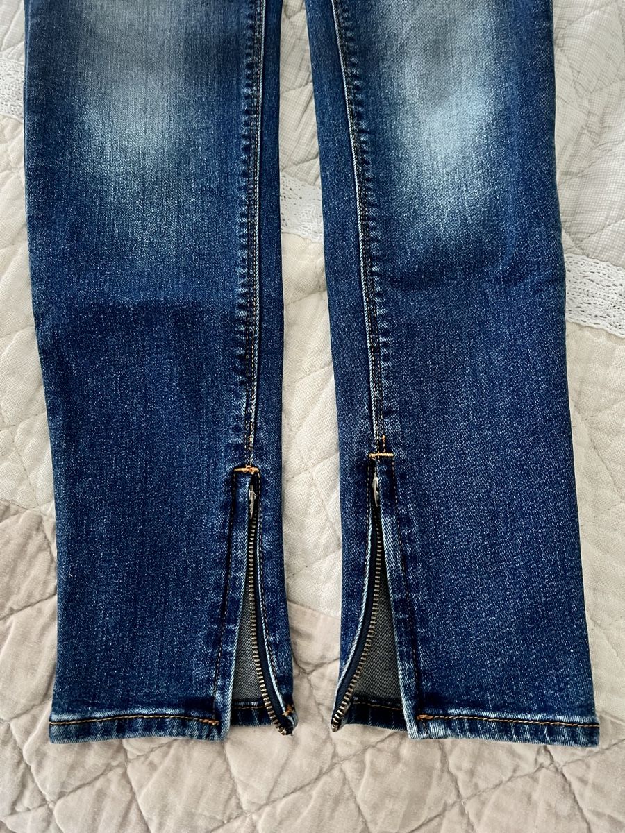 Guess Jeans: Guess Damen Jeans – Nuovo (secondo la descrizione) da Rorschach venduto da lvi_p29s 1