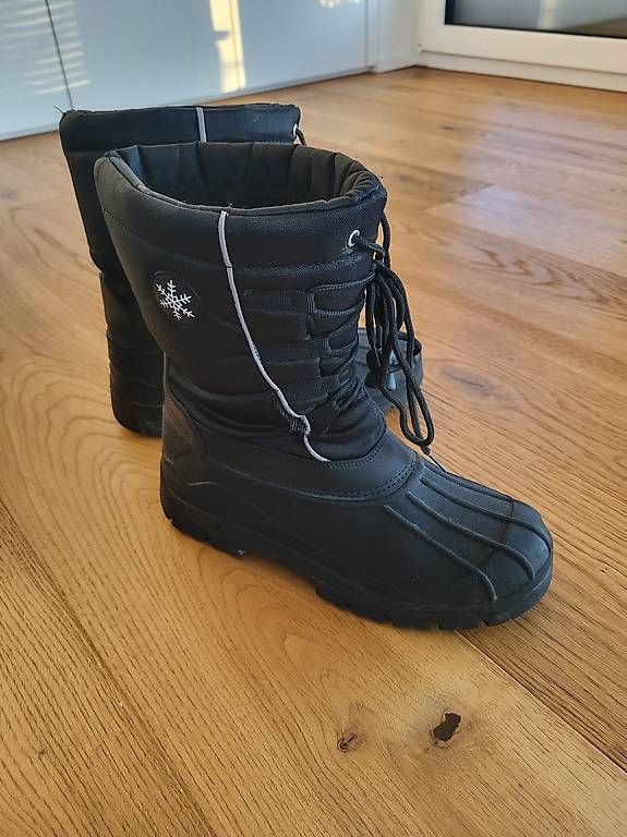 Scarpe da donna: Winterstiefel Gr. 40 – Usato da Meisterschwanden venduto da Michael_Wuethrich