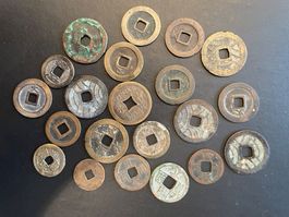 Lot Kash Münzen