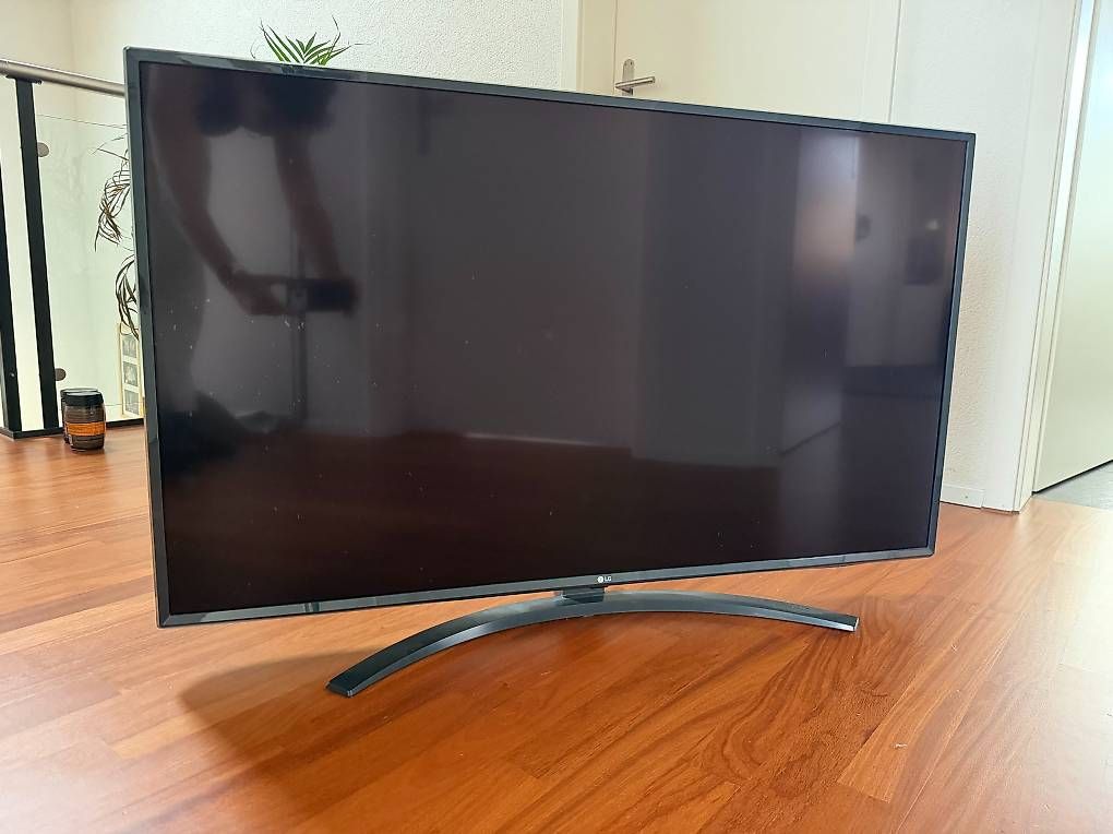 Appareils TV: LG Smart TV 49 Zoll 4K mit Magic Remote – D'occasion à Saland par JoelCampa