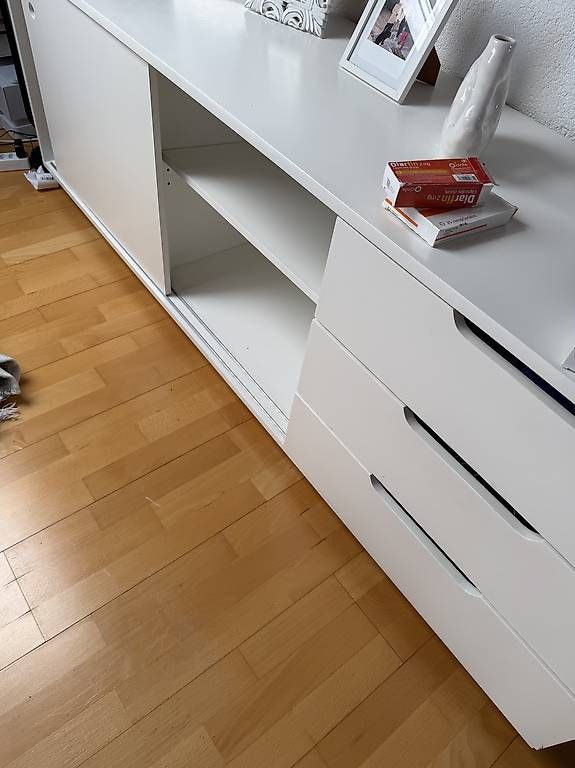 Mobili TV: TV-Möbel / Sideboard  GRATIS – Usato da Amriswil venduto da vkt_kq6f 1
