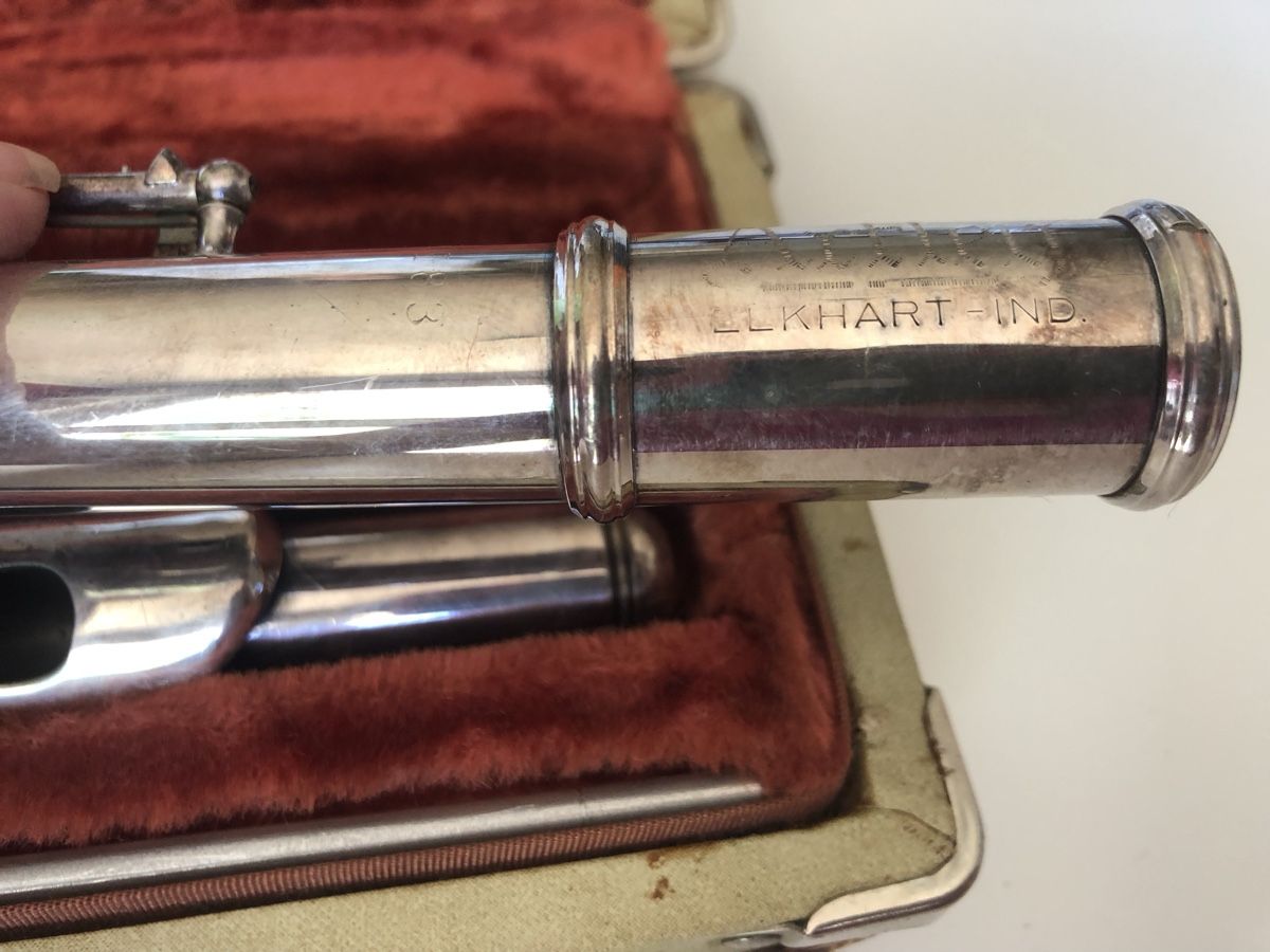 Strumenti musicali: Alte versilberte Artley Konzertflöte – Usato da Courfaivre venduto da Schroexel 4
