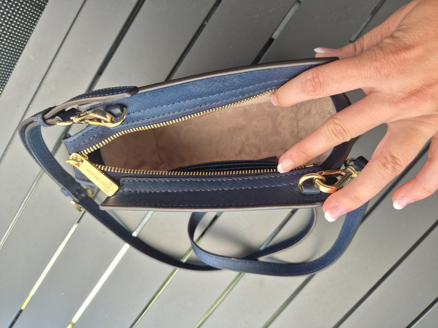 Michael Kors Borse da donna: Michael Kors Tasche – Nuovo (secondo la descrizione) da Grenchen venduto da mic_28rc 1