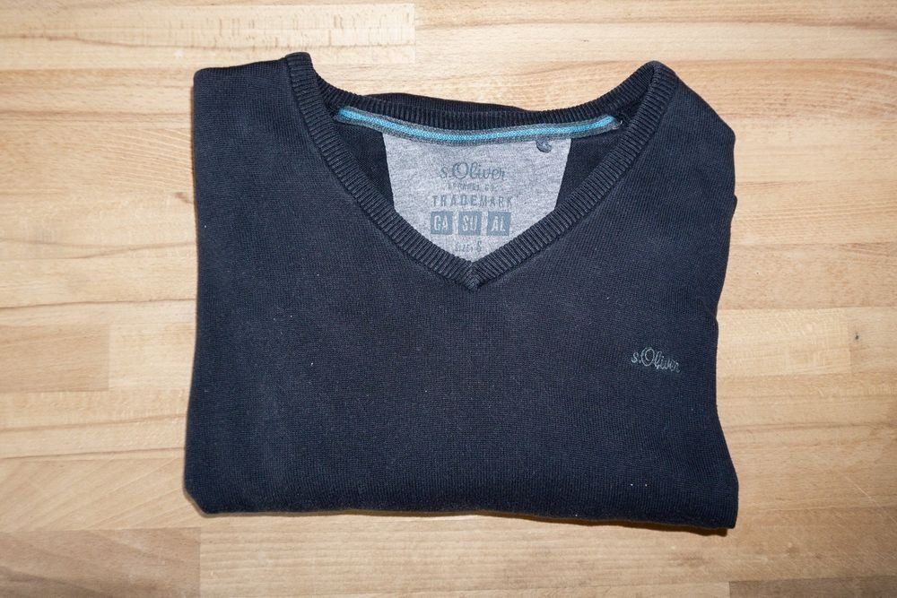 S.Oliver Pullover & Sweatshirts: Pullover S.Oliver Pullover S.Oliver 1 Pullover S.Oliver 2 Pu – Gebraucht aus Bassersdorf von Cyrill13 1