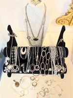 Schmuck lot alle signiert, Avon , Swarovski usw. Vintage