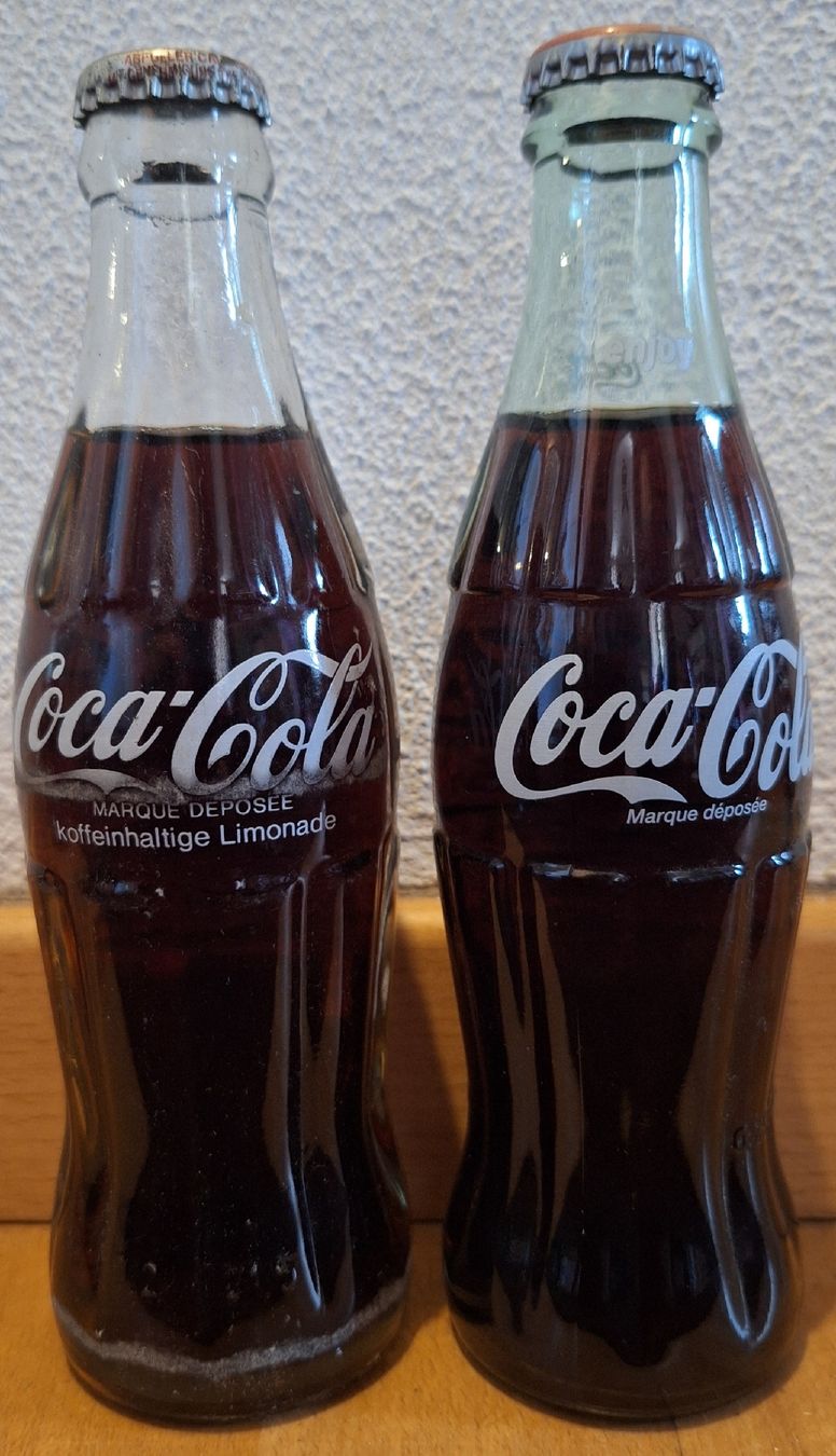 Coca-Cola Flaschen: 2 seltene vintage- Coca Cola Flaschen – Gebraucht aus Emmenbrücke von abu_9mj8 1