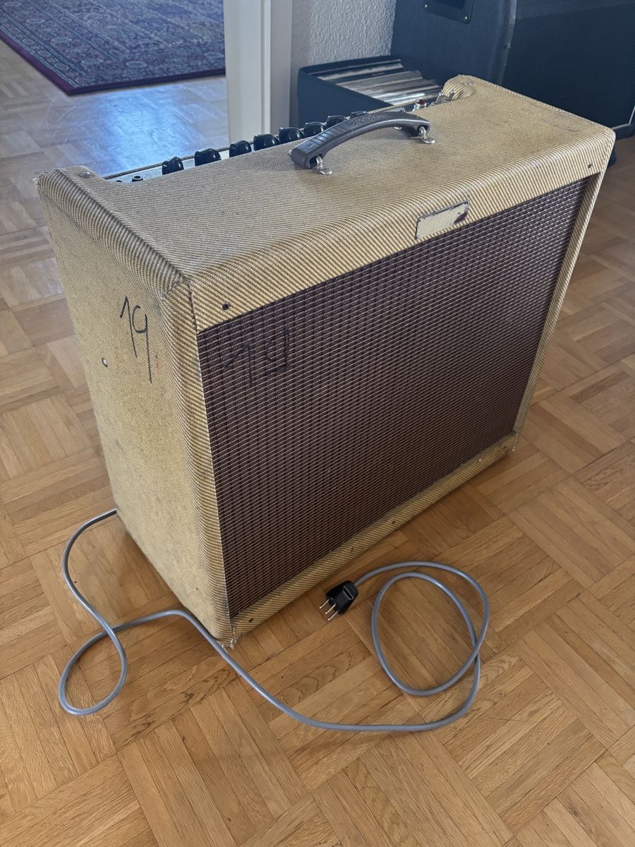 Fender Verstärker: Fender Blues DeVille 212 mit original Röhren – Gebraucht aus Zürich von Noah_Zurich