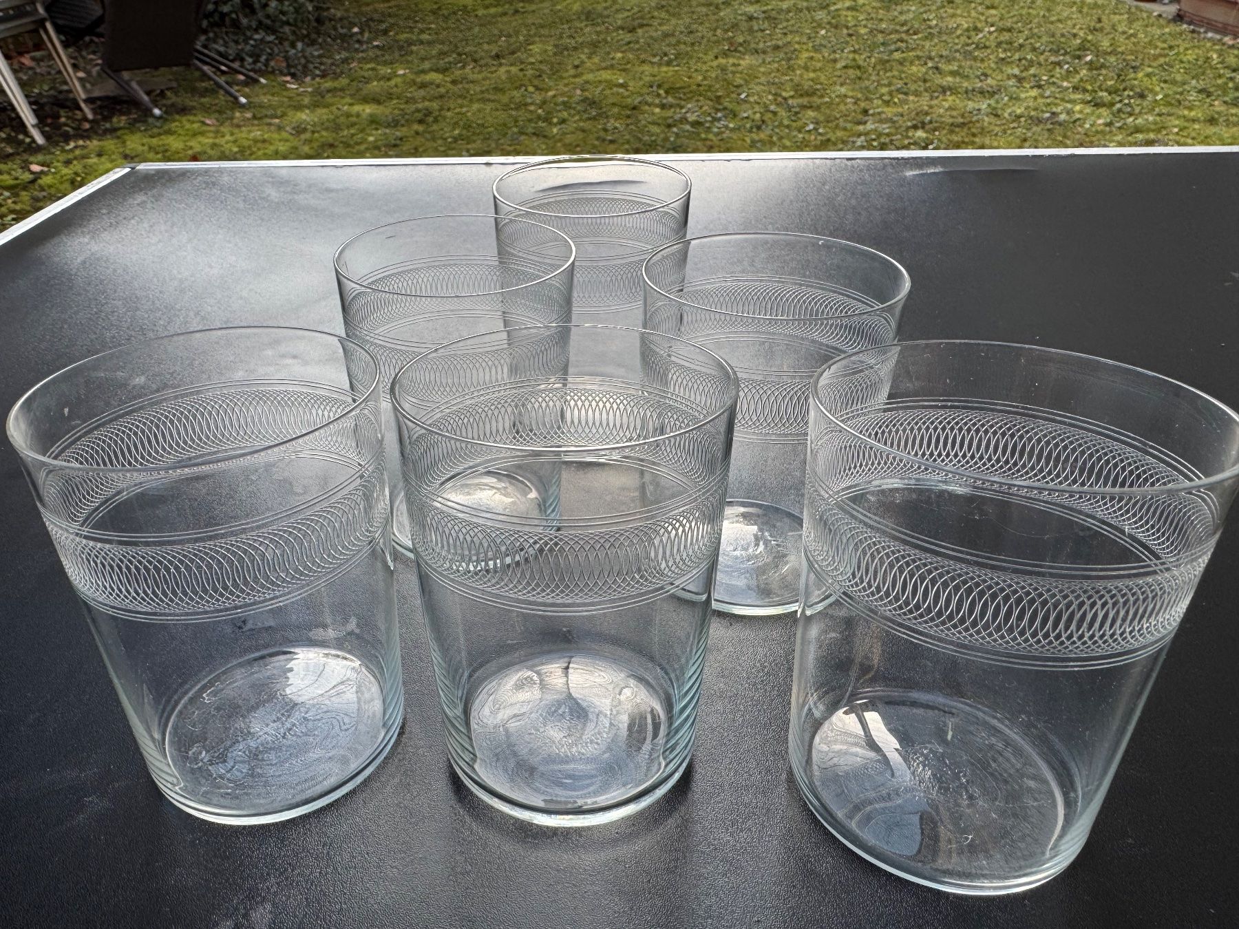 Set di piatti: Art Deco Tee Gläser, handgeschilffen,  in Messing Haltern – Usato da Zürich venduto da Husopaska 5