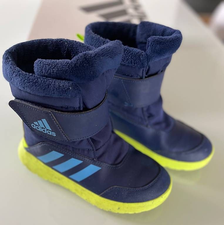Adidas Scarpe da uomo: Stiefel von Adidas, Gr. 35 – Usato da Lufingen venduto da mar_v5lj 1