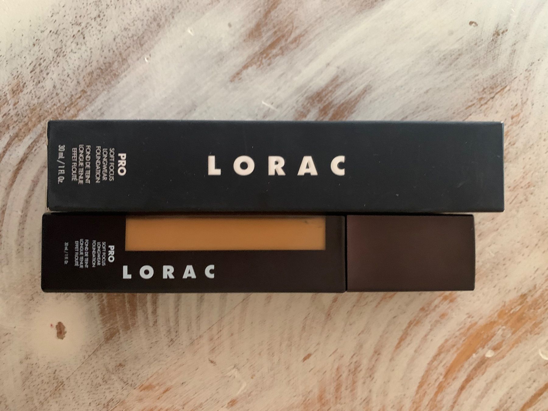 Make-up: LORAC pro soft focus Foundation – Neu (gemäss Beschreibung) aus Bülach von creami