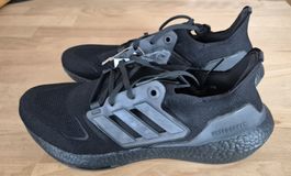 Adidas Ultraboost 22, Schwarz, Grösse 48 (US13)