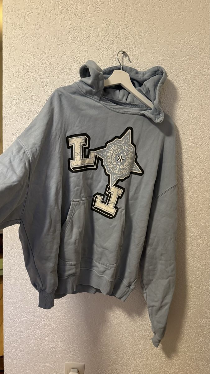 Pullover & Sweatshirts: Kapuzenpullover – Neu (gemäss Beschreibung) aus Muttenz von sop_ykg5
