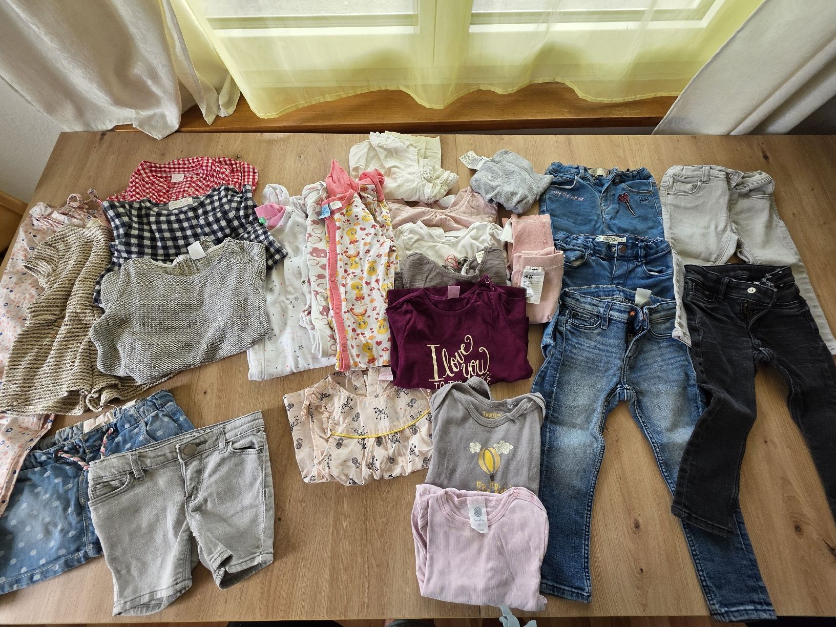 Lotti & Set di vestiti: Mädchen Kleiderpaket Gr. 86/92 – Usato da Dagmersellen venduto da coo91