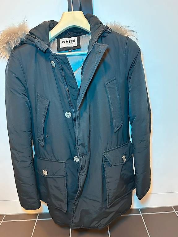 Giacche: Herren Winterjacke Grösse M – Usato da Zürich venduto da Babanos7